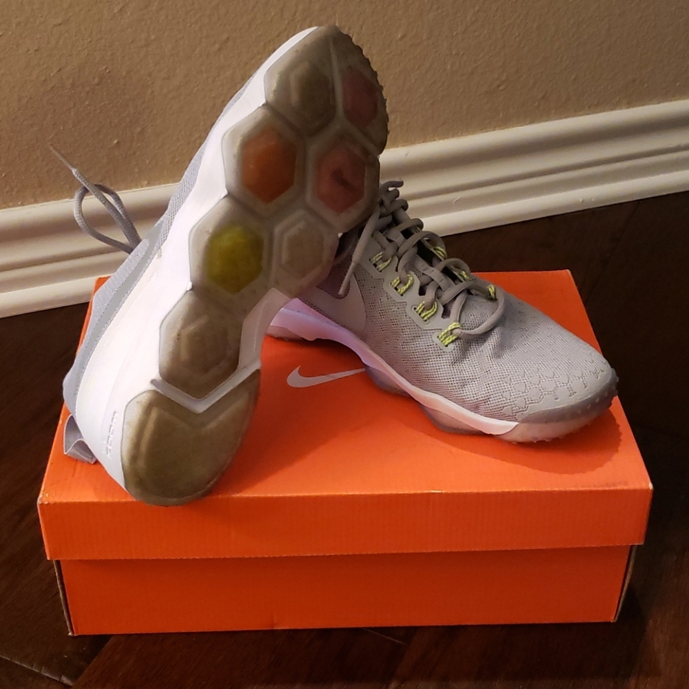 Gently Used Nike Zoom Hypercross TR2